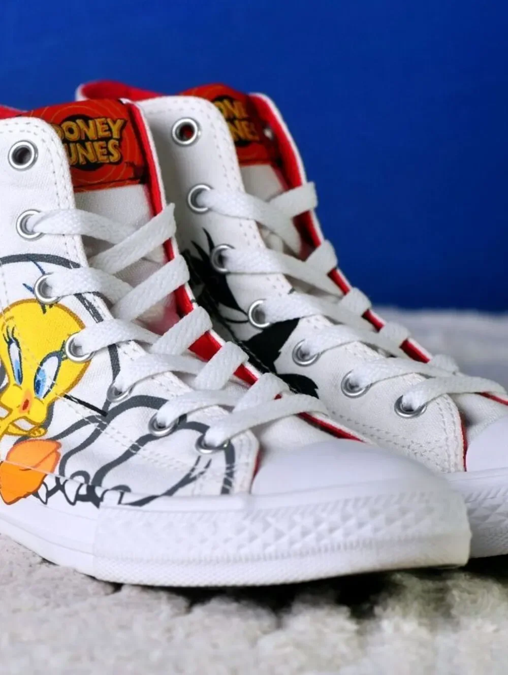 New! Size: 3 Youth | Looney Tunes x Converse All Star Hi 'Sylvester & Tweety'